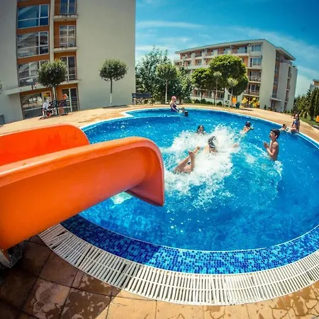 Apartament Beautiful Right By The Sea, *