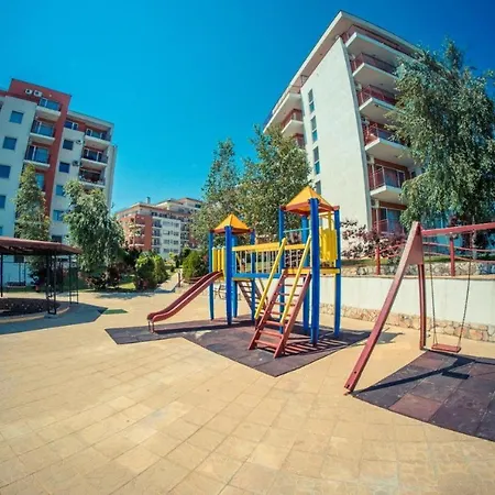 Beautiful Right By The Sea, Sveti Vlas