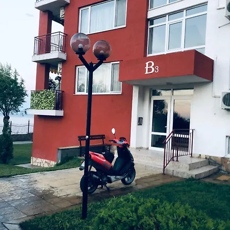 Beautiful Right By The Sea, Apartament *